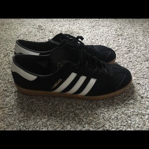 adidas hamburg size 3